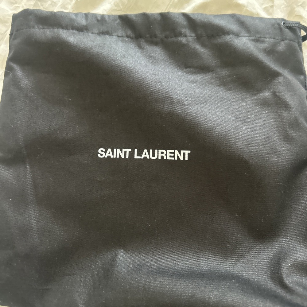 SAINT LAURENT YSL Cassandre $830 Soft Sage Patent Leather Phone Holder NEW - Picture 8 of 10